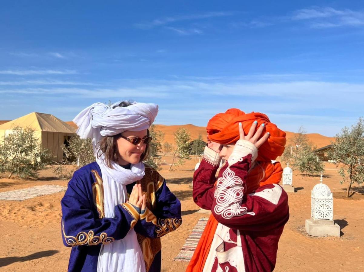 Roses Desert Camp Merzouga Buitenkant foto