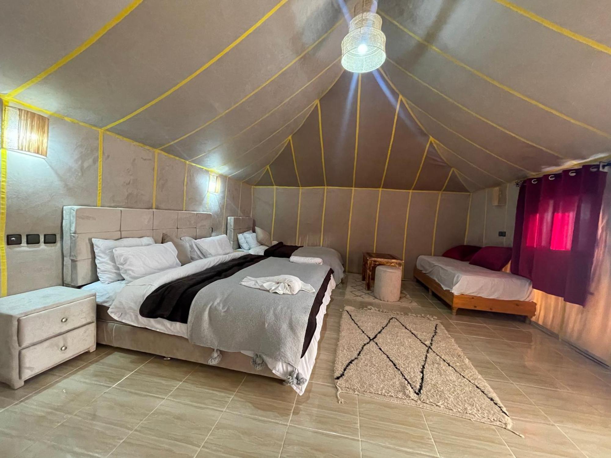 Roses Desert Camp Merzouga Buitenkant foto